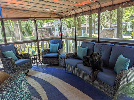 Outdoor Glider Loveseat Trends: What's Hot This Year