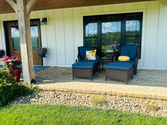 Which is Better, Wicker or Metal Patio Furniture?