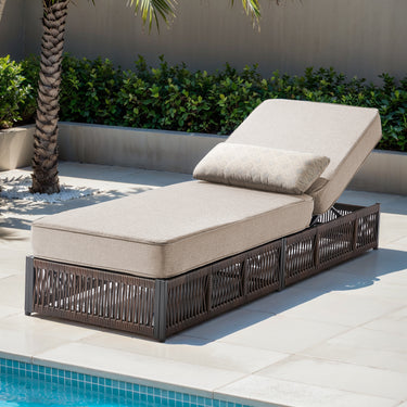 Belord 1-piece luxury rattan chaise lounge with beige cushion, 6-position recline and 5-inch padding for patio comfort.