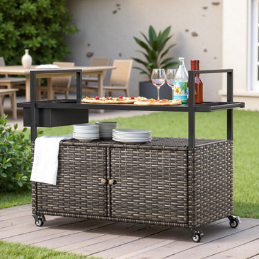 Outdoor wicker bar cart by Belord with 4 lockable wheels and built-in ice bucket, perfect for outdoor entertaining.